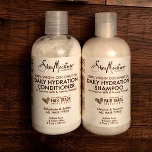 Shea Moisture Shampoo & Condtioner Set